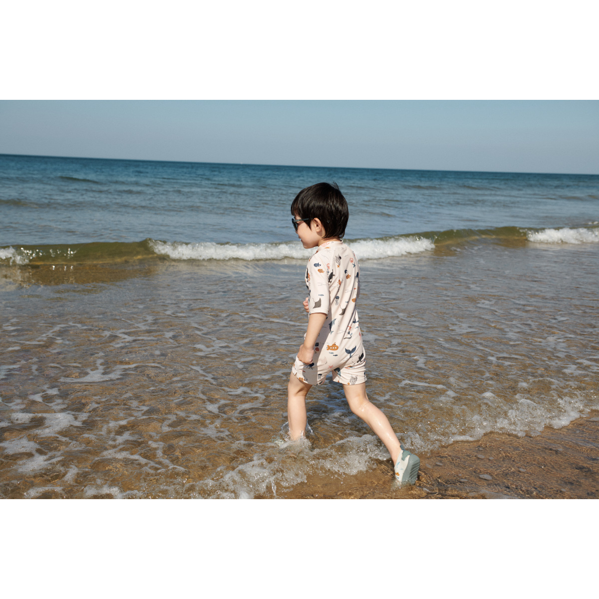 Liewood Max short-sleeved swim jumpsuit - Sea creature / Sandy - SWIMSUIT