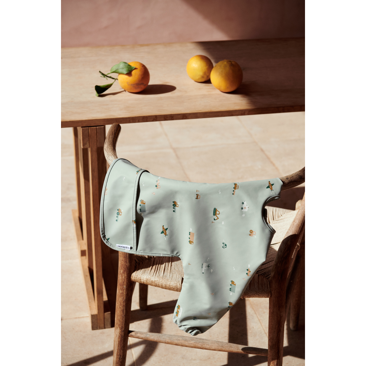 Liewood Merle Cape Bib - Vehicles/dove blue mix - CAPE BIB