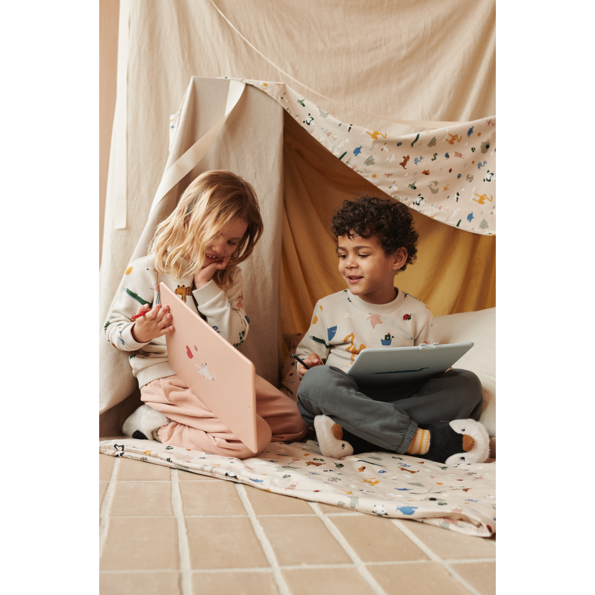 Liewood Zora LCD Drawing Board 13,5 inches - Rabbit / Pale tuscany - CREATIVE TOYS