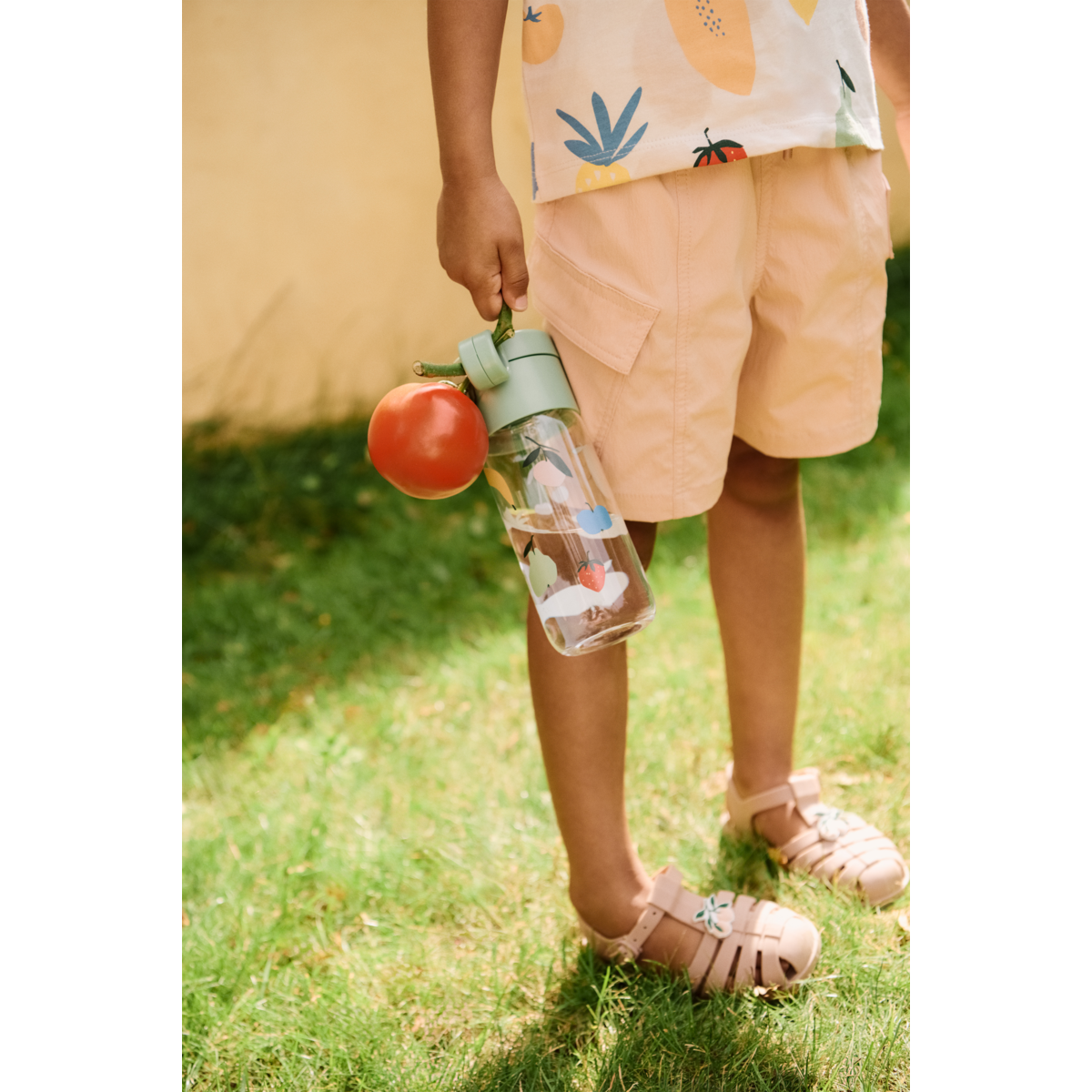 Clemence Tritan Bottle - Fruit / Sandy