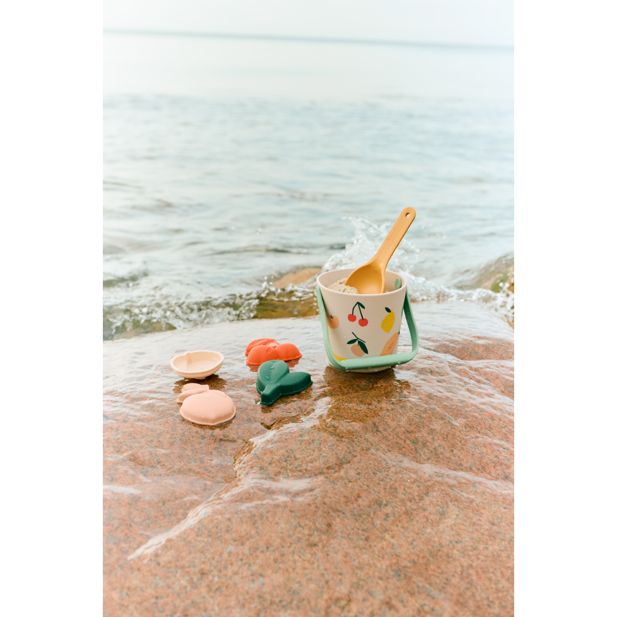 Liewood Gilma Fruit Beach Set - Fruit / Sandy - SAND TOYS