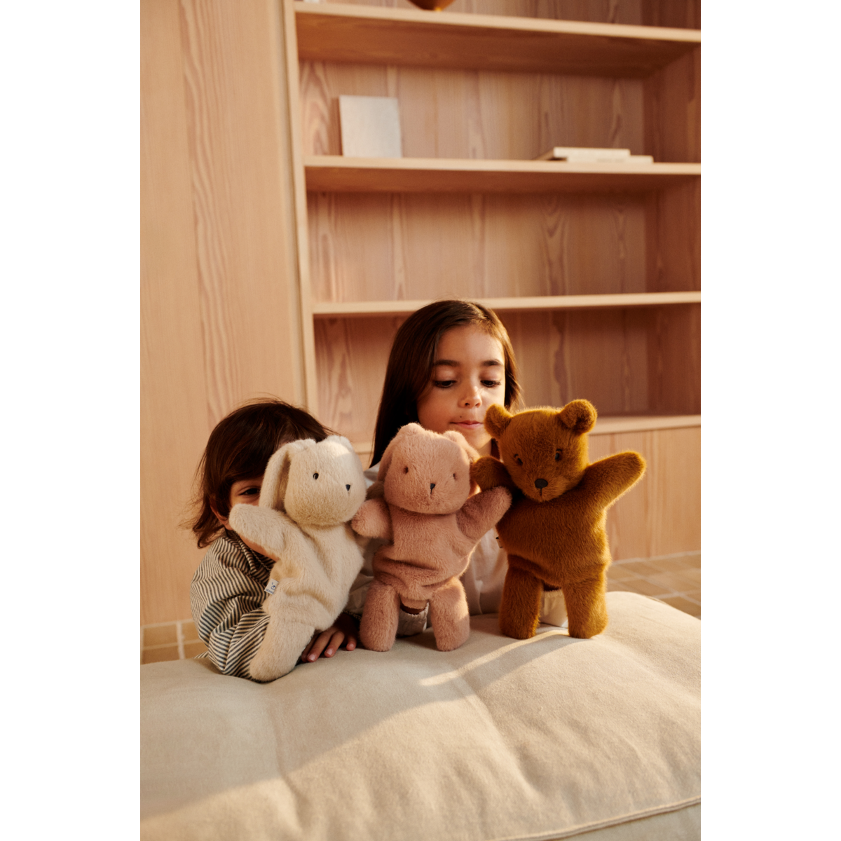 Liewood Honor Rabbit Hand Puppet - Mist - TEDDY