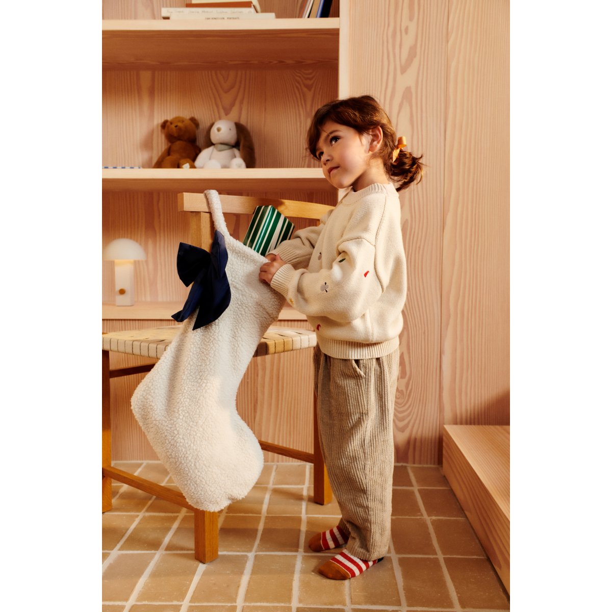 Eve Pile Christmas Stocking - Classic navy / Sandy