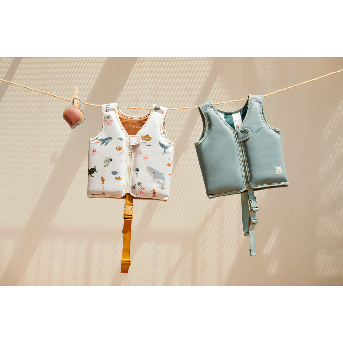 Liewood Dove Swim Vest - It comes in waves / Peppermint - SWIM VEST