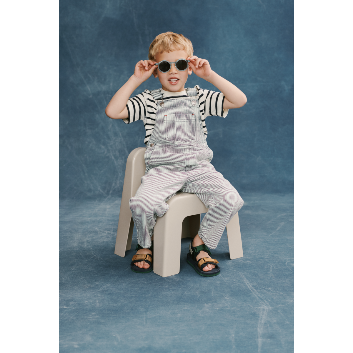 Liewood Delani Striped Denim Dungarees - Classic navy / Creme de la creme - DUNGAREE