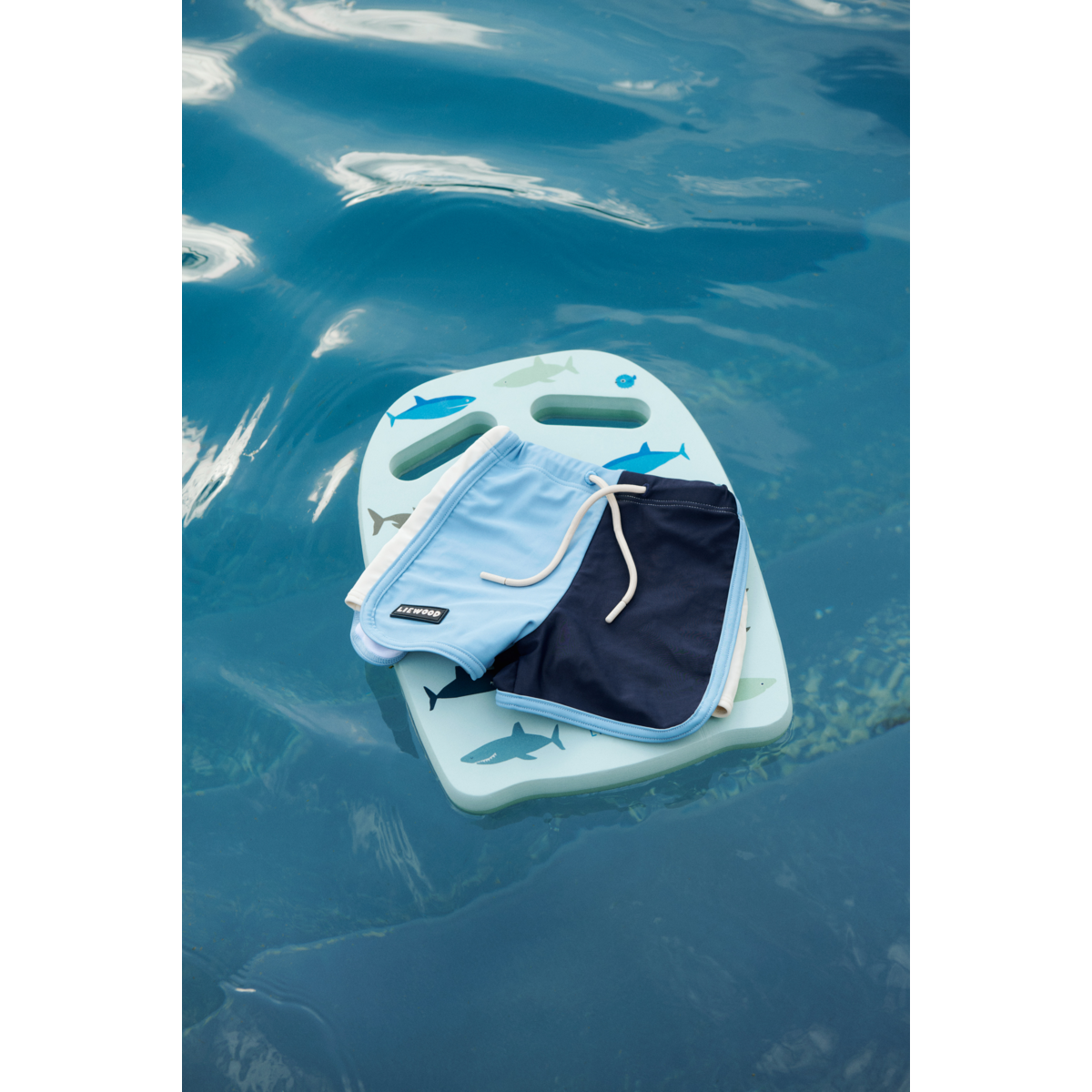 Liewood Finny Swim Trunks - Beach blue mix - SWIMPANTS