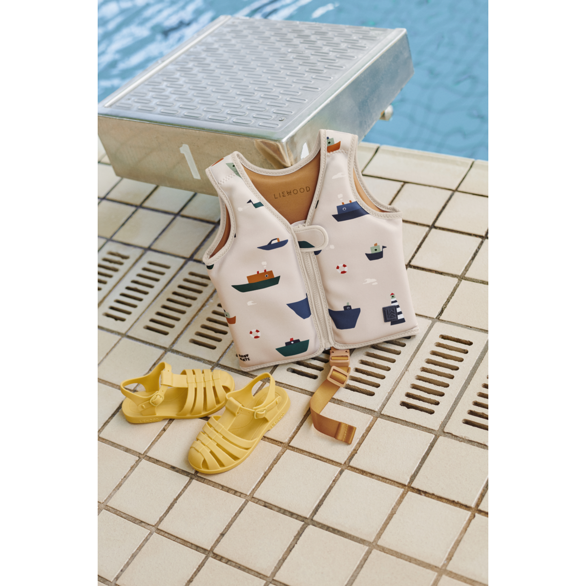 Liewood Dove Swim Vest - Sailing / Sandy - SWIM VEST
