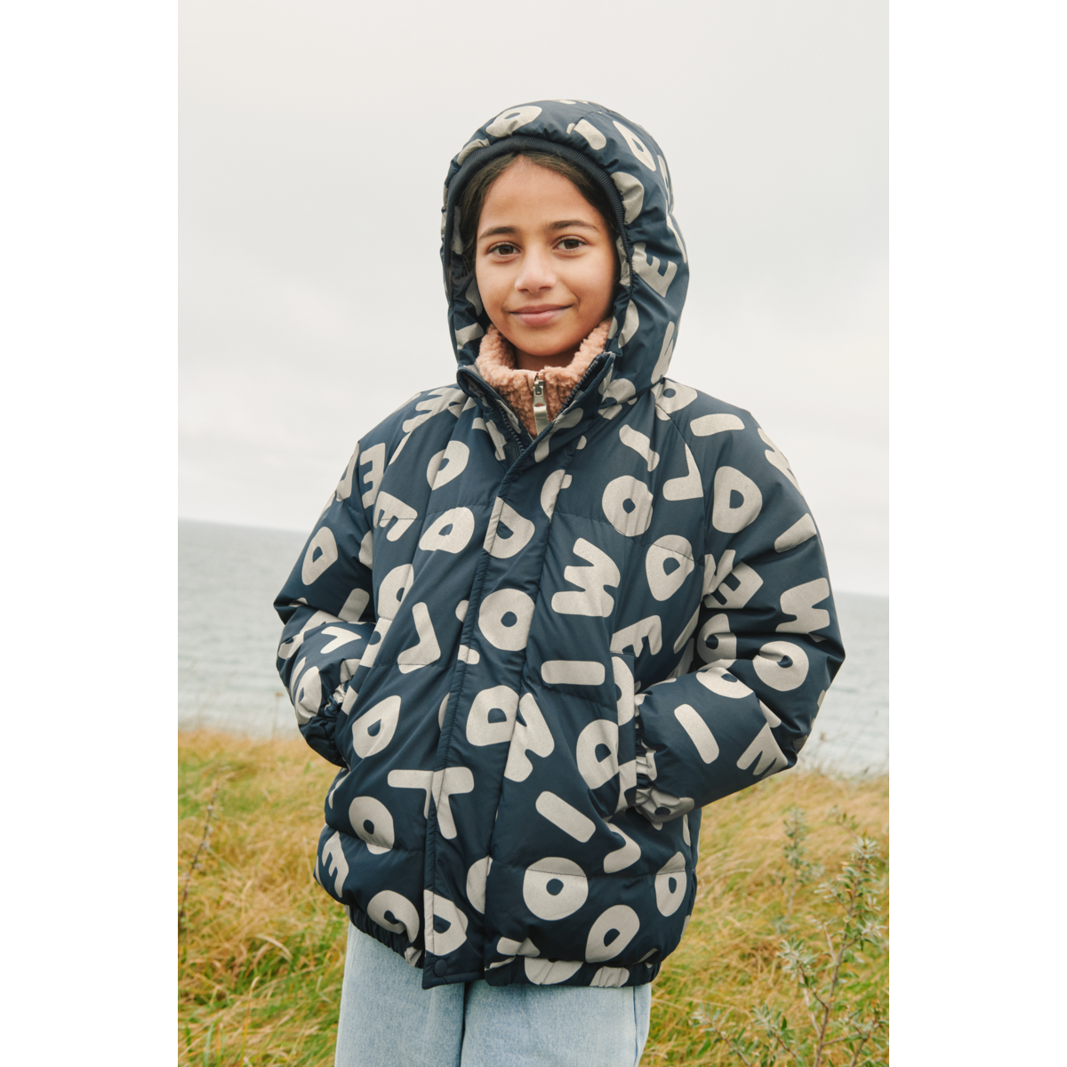 ADELINA Reflektierende Daunenjacke - Letters / Classic navy