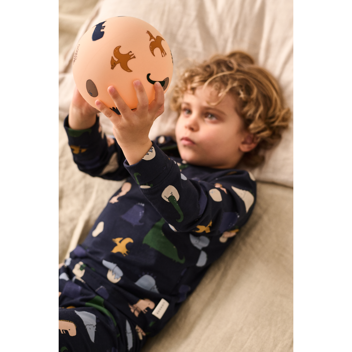 Liewood WILHELM Grow Pyjamas Set - Dino roar / Classic navy - PYJAMAS SET