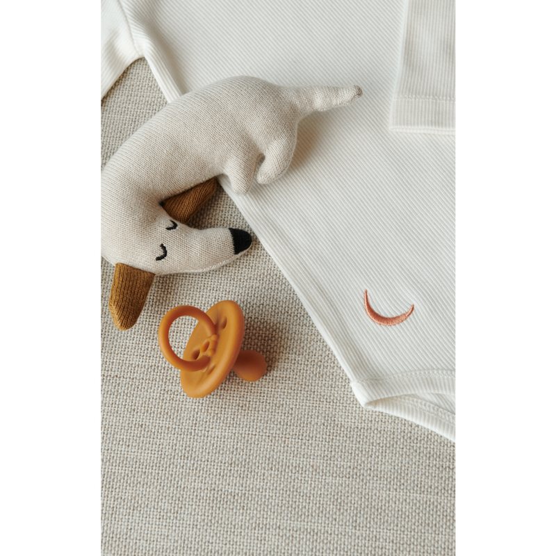 Liewood Carson Knitted Bell Teddy - Dog multi mix - TEDDY